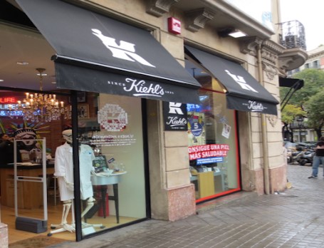 English) The Most Exclusive Shops in Barcelona