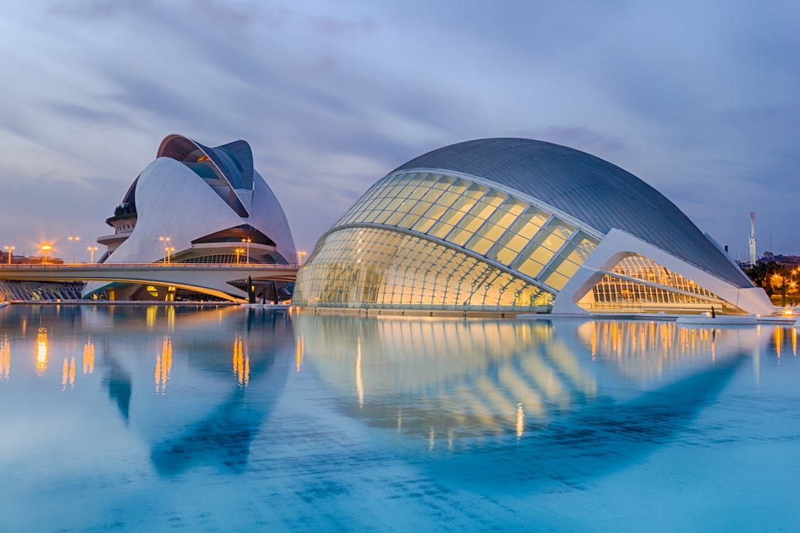 buy a property in valencia