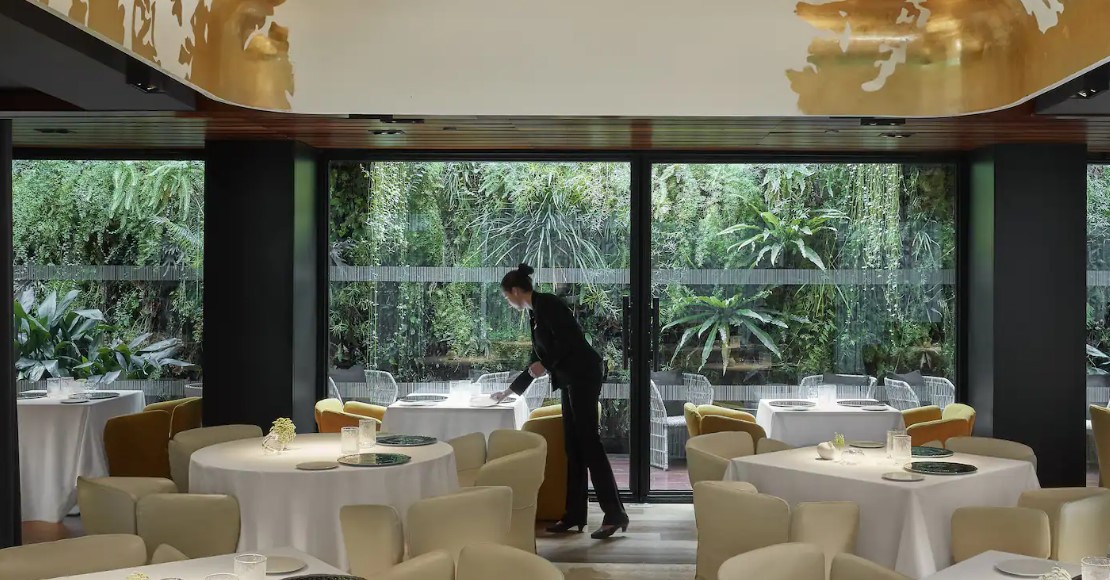 restaurant moments barcelona